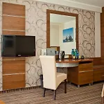 فندق 77 Restauracja 3*