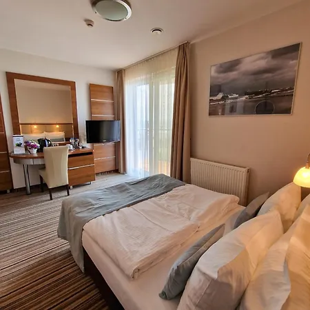 Ξενοδοχείο 77 Restauracja Spa 3*