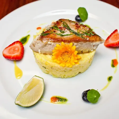 77 Restauracja
