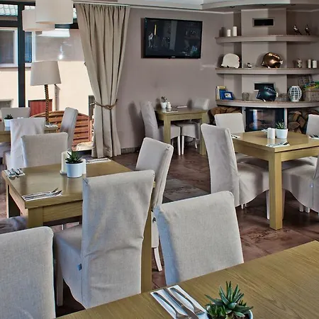 فندق 77 Restauracja 3*