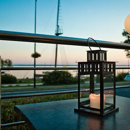 Отель 77 Restauracja 3*