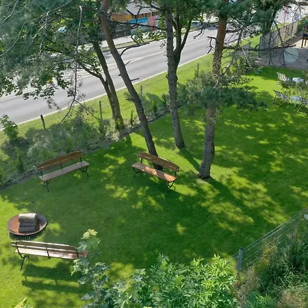 Hotel 77 Restauracja Chałupy