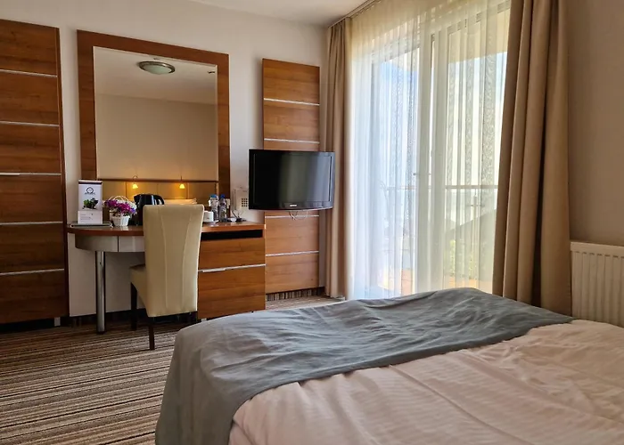 77 Restauracja Hotel