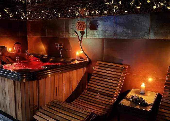 77 Restauracja Hotel Chałupy