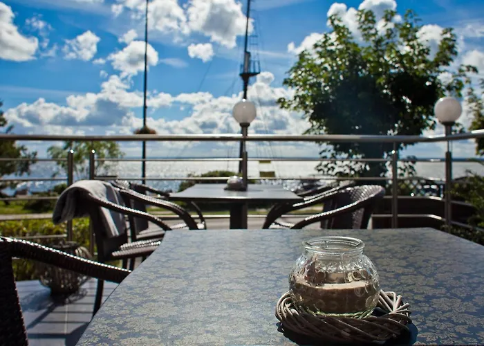 77 Restauracja Hotel