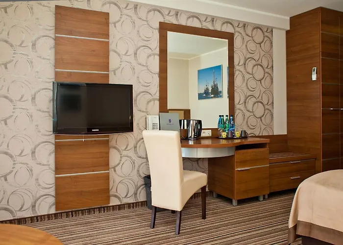 Hotel 77 Restauracja 3*